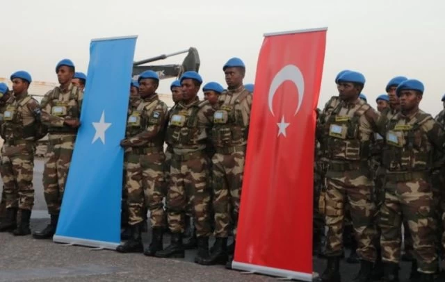 Απλώνουν δίχτυα παντού οι Τούρκοι: Ολοκληρώθηκε η εκπαίδευση 330 Σομαλών στο Κέντρο Ειδικών Δυνάμεων…